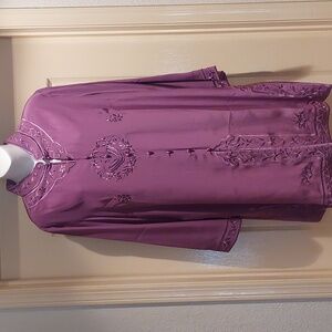 Women's Yi Lin Tunic Silk Lagon shirt. Large.